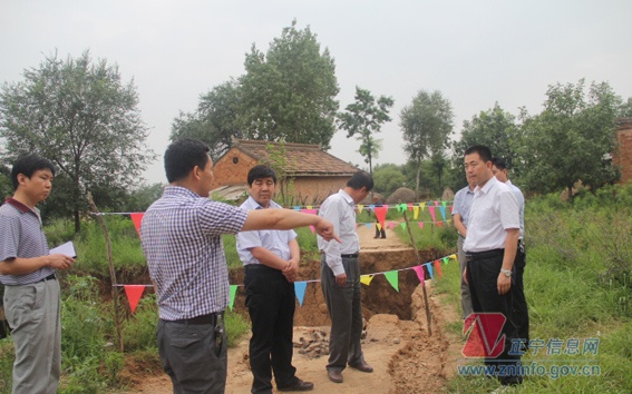 张龙杰赴各乡镇督查防汛工作