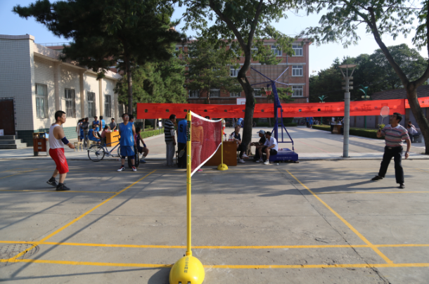 7.png 县政府机关秋季运动会赛程过半