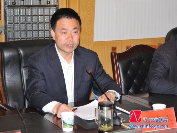 张龙杰主持召开核桃峪矿井施工事故救援指挥部工作会议