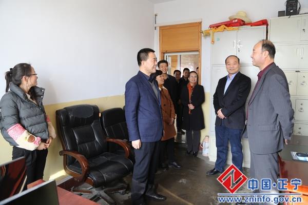 张龙杰节后看望慰问干部职工