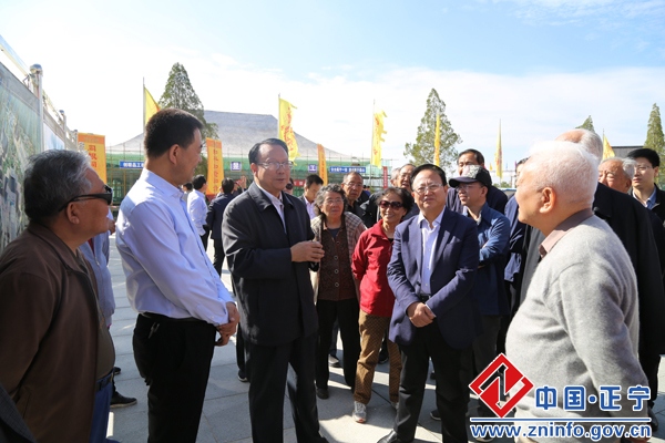 省委老干部局组织省级老同志来我县参观考察