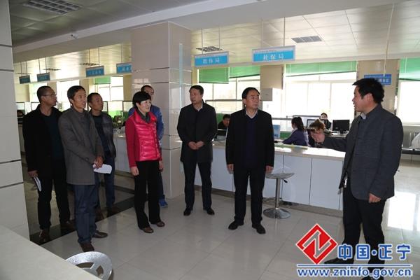 市编办督查调研正宁县机构编制管理工作