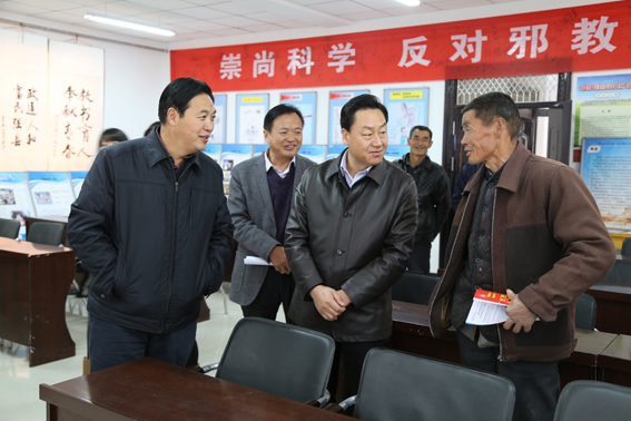 蔡文辉 马光荣督查全县政法综治维稳工作