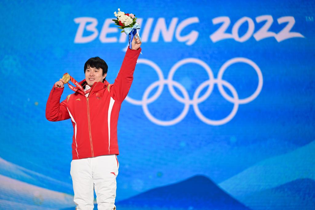 马年将至，中国“骏马”驰骋米兰冬奥