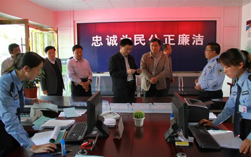 张龙杰调研指导城关派出所工作