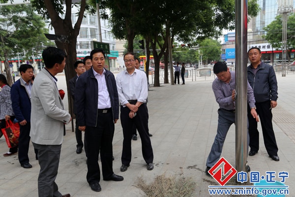 蔡文辉督查县城环境卫生集中整治开展情况