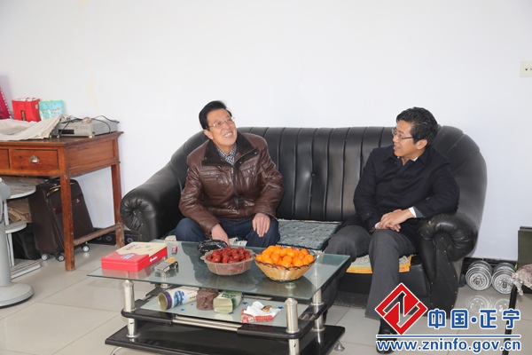 段登云赴榆林子镇开展“双节”慰问活动