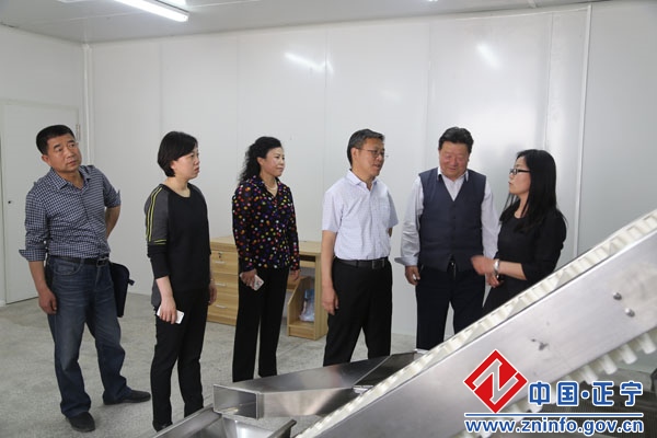 市总工会常务副主席豆亚平调研正宁县工会工作