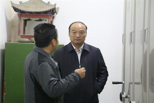 刘兴峰督查消防和道路交通安全