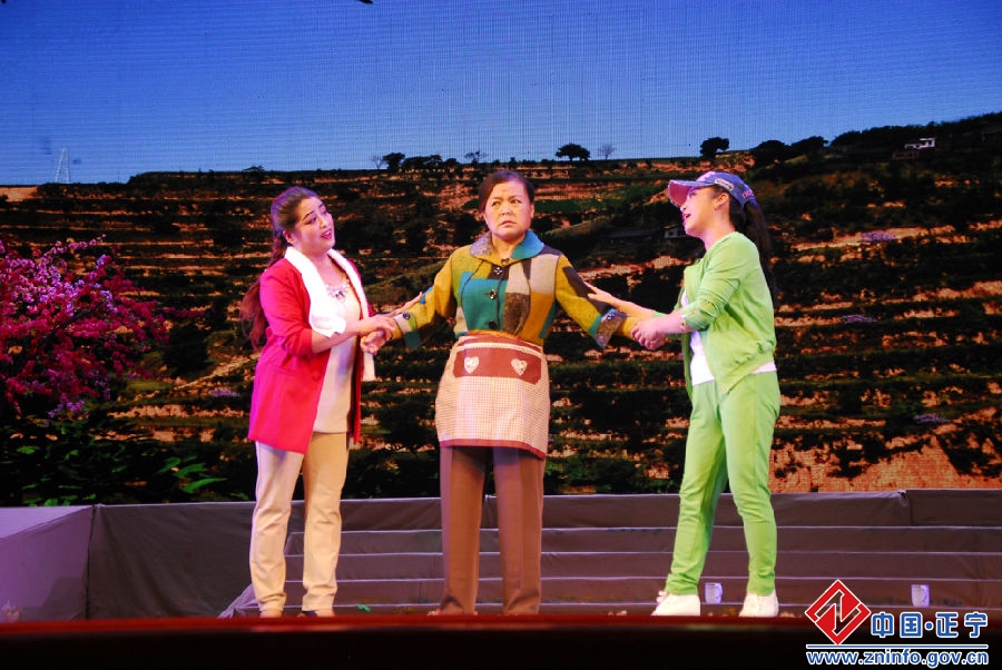 正宁县大型现代眉户剧《女大学生村官》入选全国基层院团戏曲会演