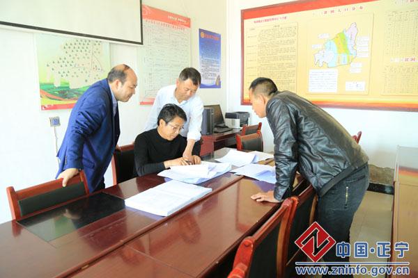 段登云督查全县春季农业生产工作