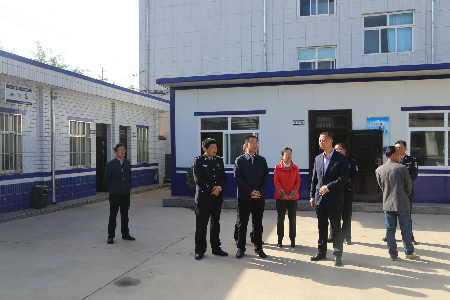 IMG_9652.JPG 张龙杰节前督查安全生产及公共安全工作