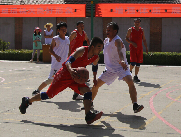 县政府机关秋季运动会精彩纷呈