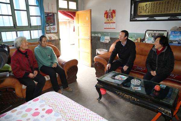 县级领导干部赴各乡镇开展“两节” 送温暖慰问活动