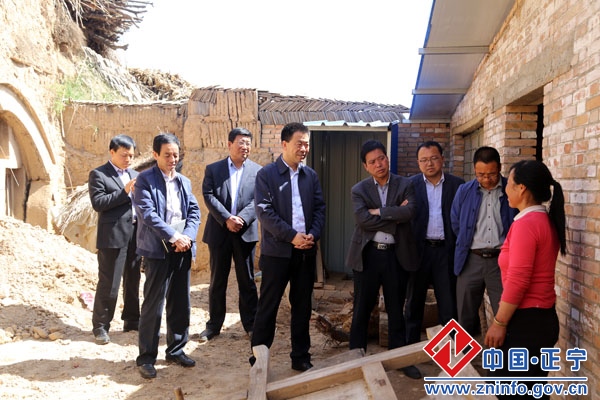 张龙杰赴永和镇走访“六联一帮”贫困户