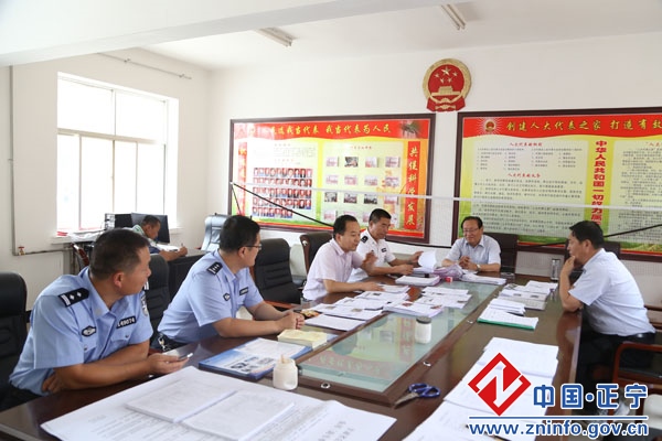 省公安厅交管局局长党尕来正宁县督查免费办理农用三轮车、摩托车牌证工作