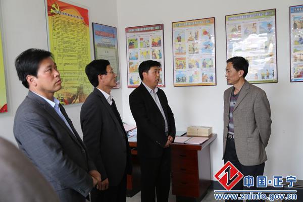 市纪委督查组来我县督查验收党风廉政建设“两个责任”标准化建设工作