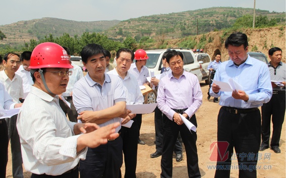 黄继宗陪同全省重大项目建设情况督查组来正宁督查指导