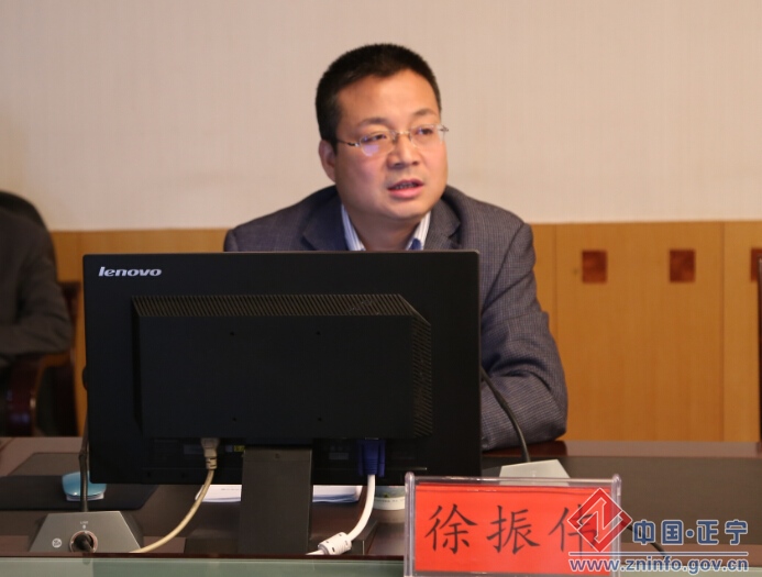 张龙杰主持召开县政府党组学习党的十八届四中全会精神专题会议