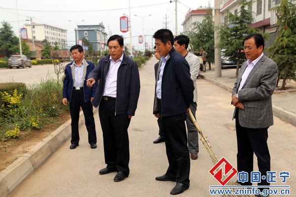 蔡文辉督查县城环境卫生集中整治开展情况