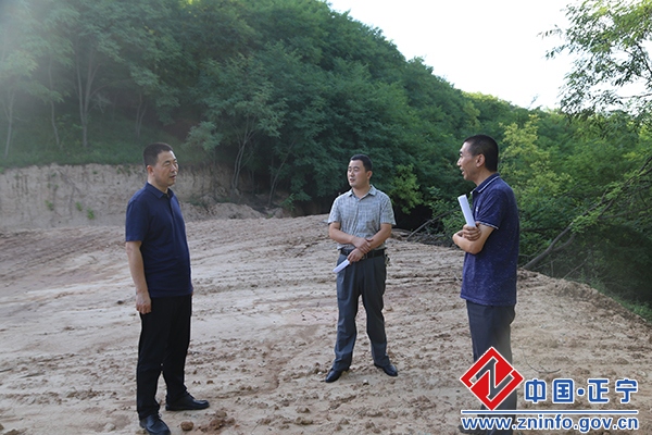 张龙杰督查全县防汛工作