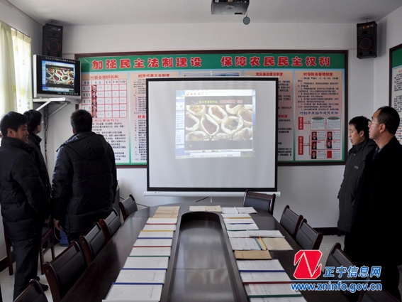 省信息办来我县检查验收“农村信息化项目整合”工作