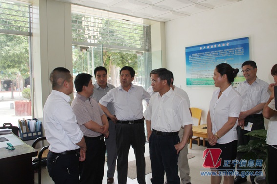 副市长胡旭晟调研我县金融产业发展情况