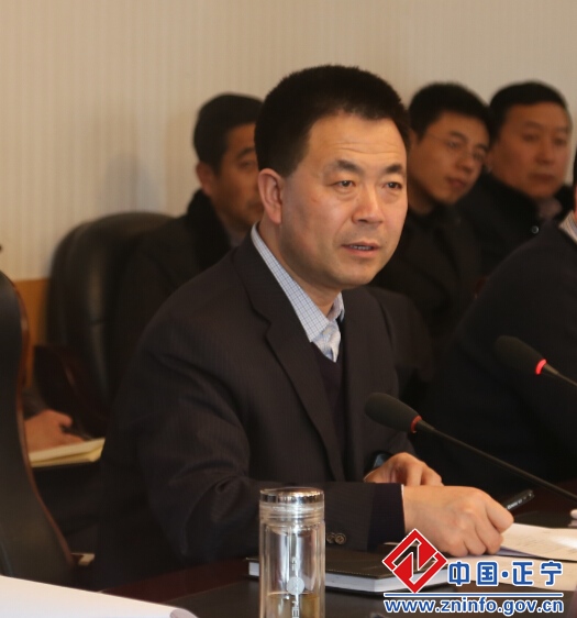 张龙杰主持召开全县2014年工作完成情况和2015年工作谋划汇报会