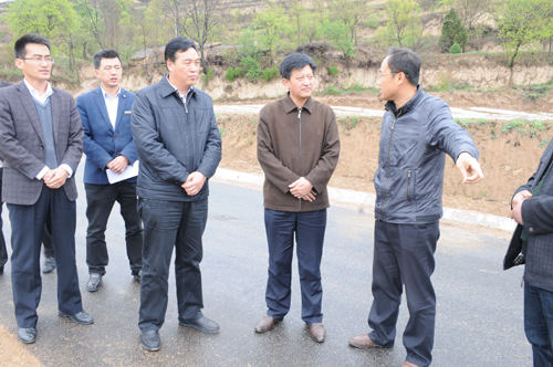 市政府政研室工作组来正宁调研