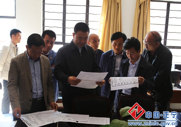 50.jpg 张龙杰督查棚户区改造工作