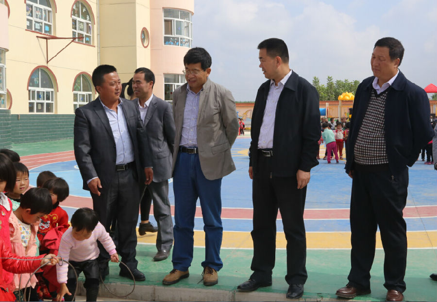 辛刚国督查正宁教育卫生食品药品安全监管工作