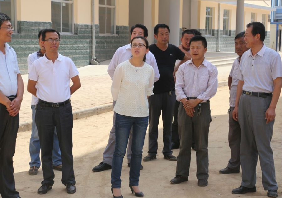 石芳督查全县校园安全工作