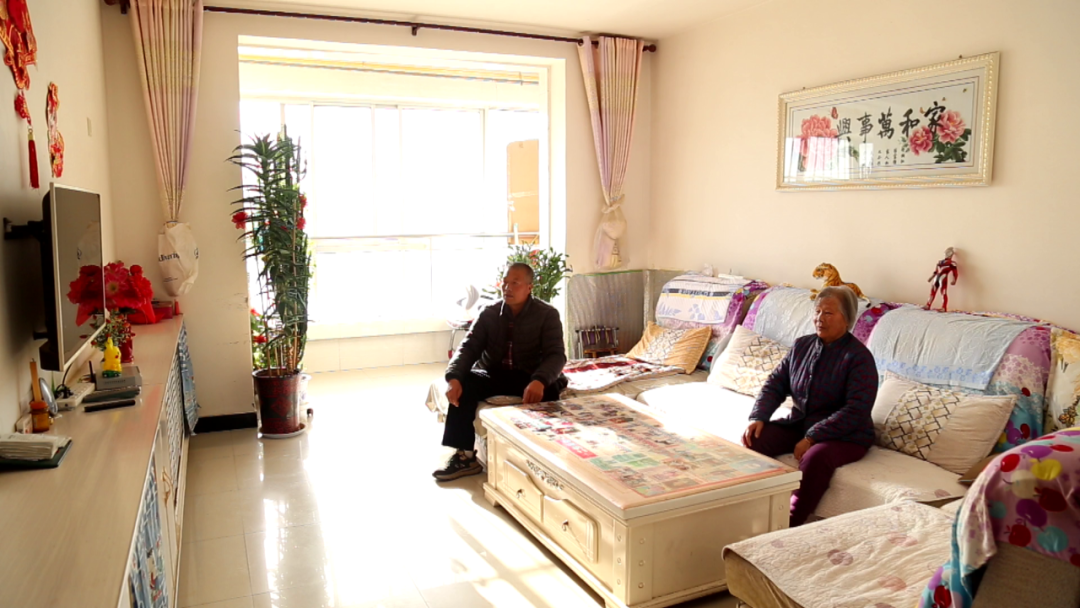 正宁县周家镇安置区144户群众用上空气能采暖