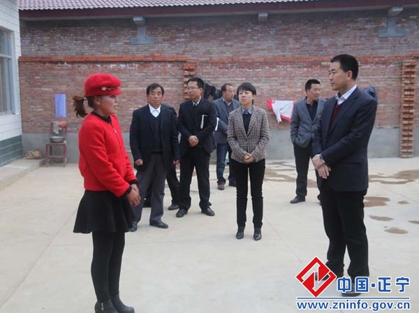 张龙杰赴永正镇督查精准扶贫贷款发放情况