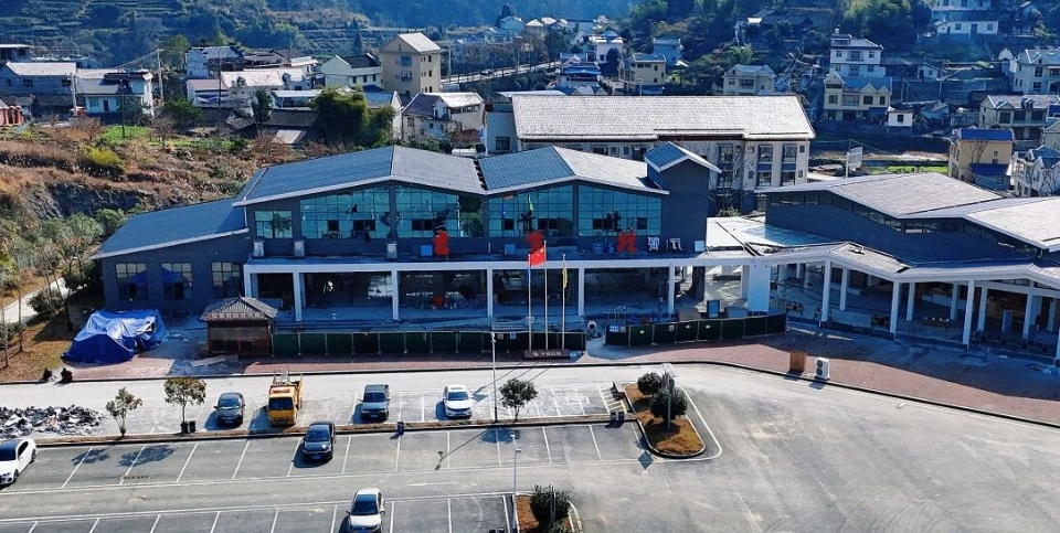 打破“围墙”焕新蝶变 开放式服务区让高速路网拥抱烟火气