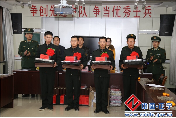 正宁武警中队隆重举行欢送退伍老兵仪式