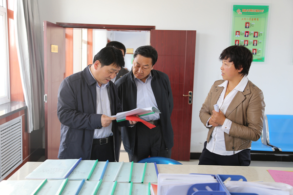 周继军督查正宁县道路交通、消防、旅游安全和社区建设工作