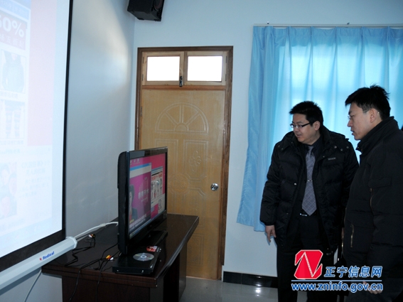 省信息办来我县检查验收“农村信息化项目整合”工作