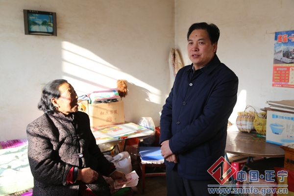 蔡文辉开展“春节”前慰问活动