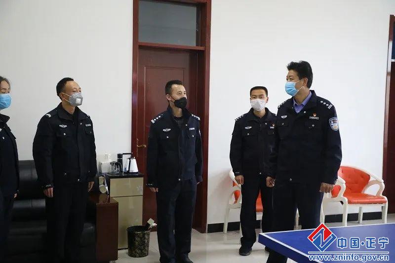 b2b9ad956aa844a59ac46ff9421aa61f.jpg b2b9ad956aa844a59ac46ff9421aa61f.jpg