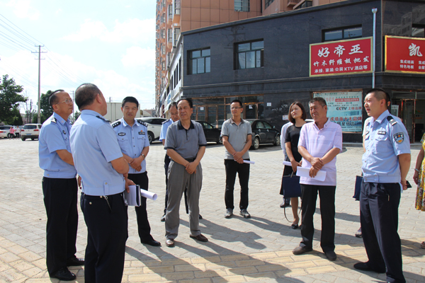 何根选督办县政协九届二次会议重点提案