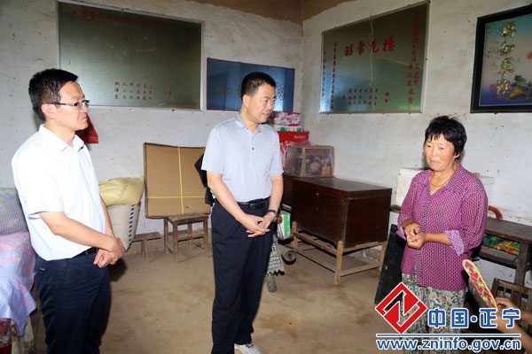 张龙杰赴三嘉乡松树坪村调研精准扶贫推进工作