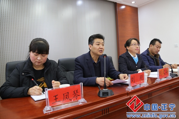 正宁县举行“贫困母亲‘两癌’救助”中央专项彩票公益金发放仪式