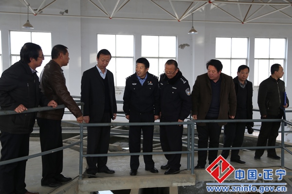 20170125034838904.jpg 郑新锋督查公共安全和安全生产工作