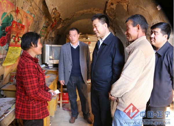 张龙杰赴湫头三嘉开展“走进贫困村共度扶贫日”主题实践活动