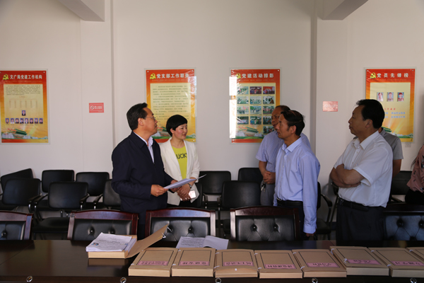 市委老干局督察调研我县老干部工作