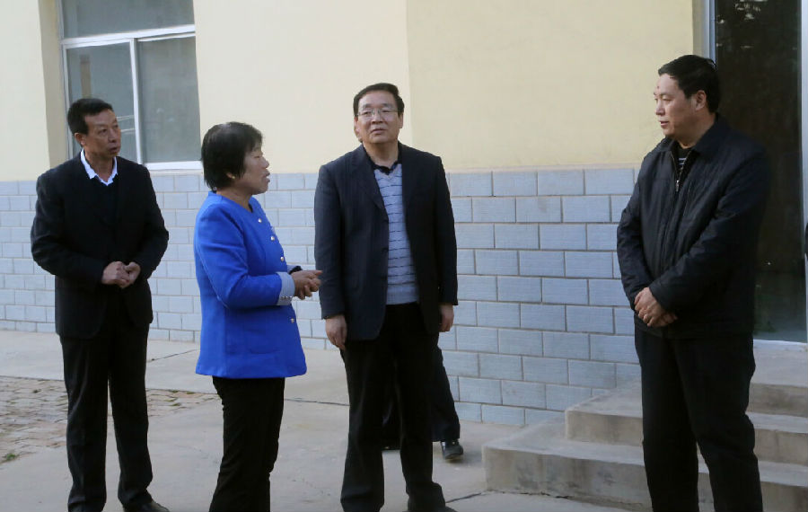 蔡文辉 李元庆督查县城重点项目建设