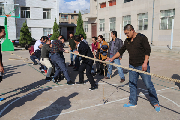 正宁县举办党群机关“迎国庆”职工运动会