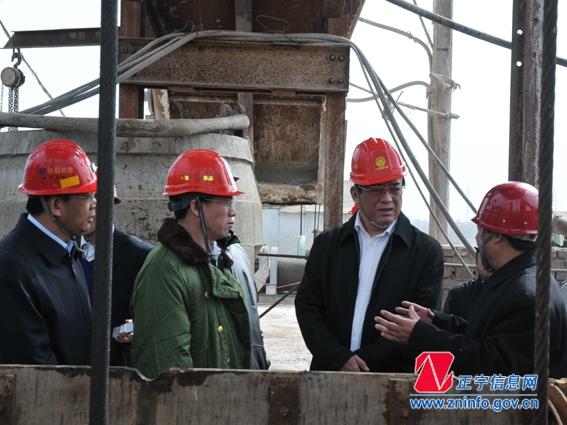 省政府石军副省长亲赴核桃峪煤矿事故现场指导开展救援工作