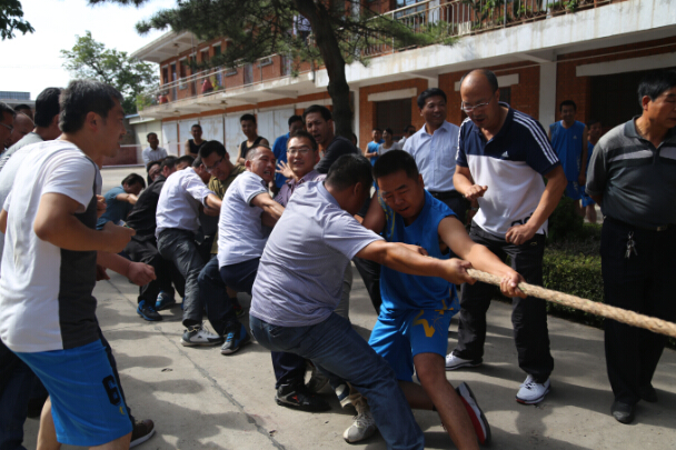 县政府机关秋季运动会精彩纷呈